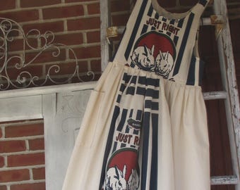 Feed sack jumper, size Large, Organic cotton Fabric, bunny feed sack, garden girl, country jumper, flour sack clothing
