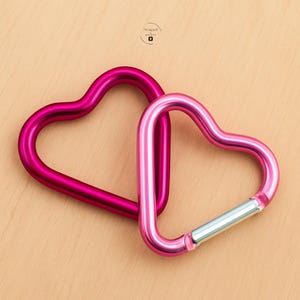 Heart carabiner clip in light and dark pink metal