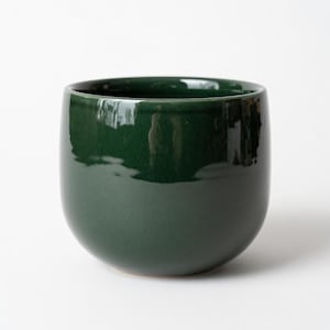 Green Ceramic Plant Pot | 12cm Pot | Indoor Houseplant Pot | Modern Glazed Planter | Gift for Plant Lovers | Modern Glazed Pot