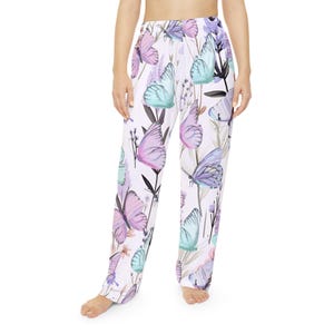 Butterfly Pajama Pants: Women&#39;s Floral Lounge Sleepwear