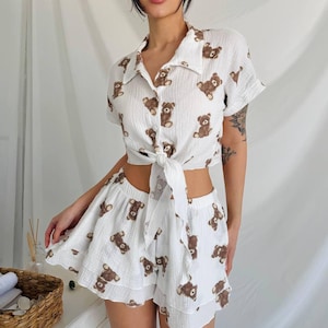 Cotton Muslin Pajama Set: 3-Piece Lounge Set with Robe