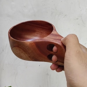 Exquisite Handcrafted Wooden Cup (16x11.5x6cm, 200g) | Sustainable Artisan Drinkware