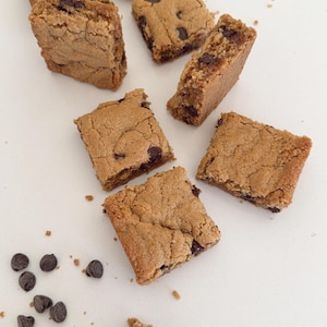 GLUTEN + DAIRY FREE Blondies