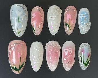 Secret Garden Press-On Nails: Floral Bow Design, Pastel Colors