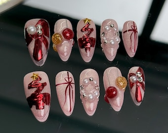 Festliche Rot & Gold Weihnachts Press-On Nägel: Feiertags-Eleganz