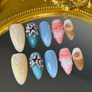 Coastal Serenity Press-On Nails: 3D Starfish Seashell Almond Set