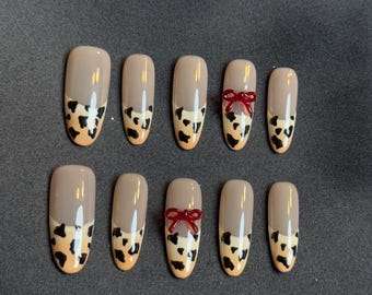 Leopard French Tip Press On Nägel: Mandel Ombré mit 3D Schleife