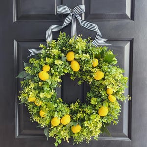 lemon wreath, fruit wreath, spring wreath, summer wreath, everyday wreath, citrus wreath, farmhouse wreath, country wreath, lemons, wreaths
