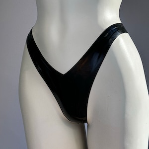 V Thong