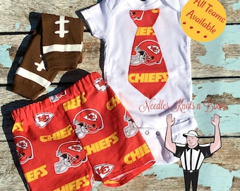 Boys Game Day Football Outfit, All Teams Available, Boys Cake Smash Outfit, Sizes Newborn - Size 4, Coming Home Outfit, Baby Gift