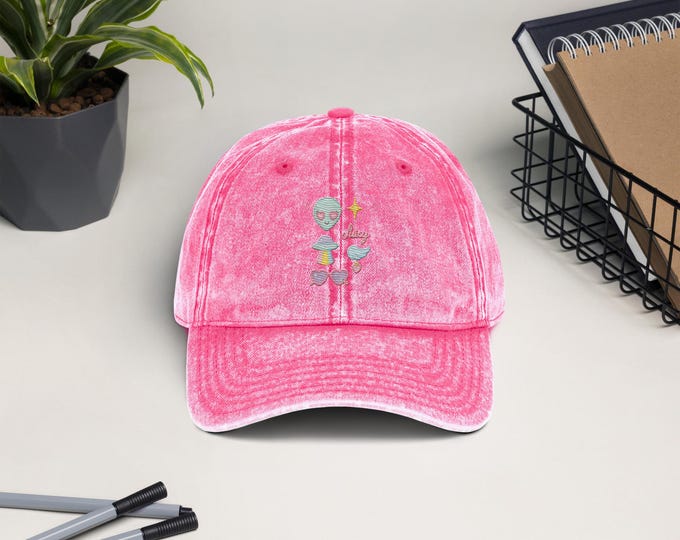 Retro Y2K Embroidered Alien Cap: Trendy Cotton Twill Hat for UFO Enthusiasts & Sci-Fi Lovers