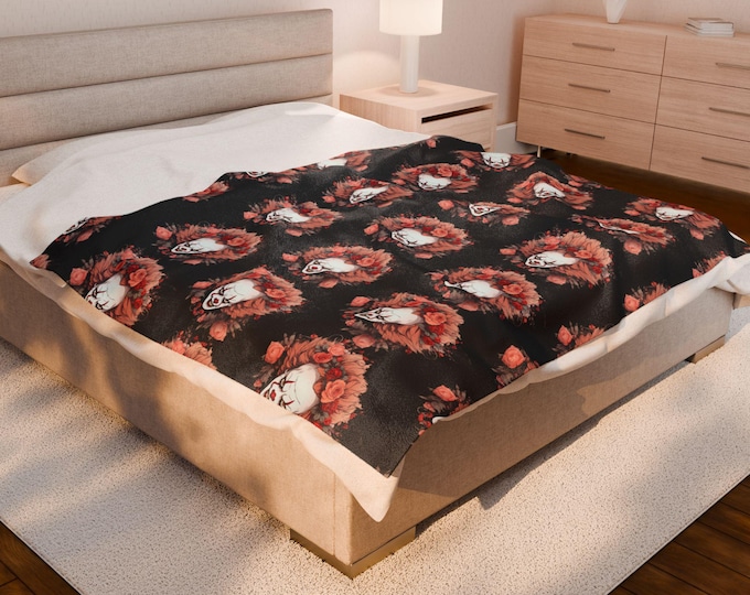 Parody Whimsical Floral Horror Velveteen Throw Blanket - Unique Halloween Decor Gift for Spooky Fans