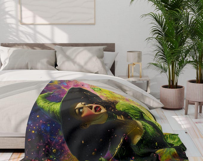Neon Witch Fleece Blanket: Spooky Halloween Throw Blanket