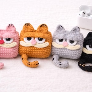 Garfield-Inspired Crochet Earphone Holder Keychain Pattern (PDF Download)