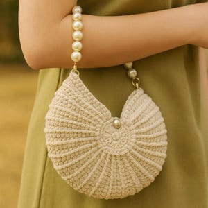Seashell Crochet Bag Pattern | Nautilus Shell Crossbody Purse PDF (No Sew)