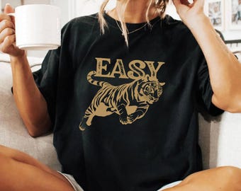 Vintage Distressed easy Tiger Graphic Tee - Comfort Colors Indie Shirt