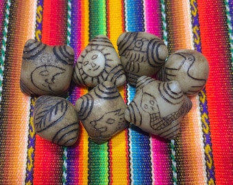 Juego de piedras Chumpi Khuyas, piedras chamánicas peruanas talladas a mano, bolsa andina