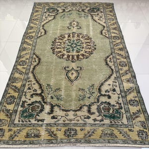 Handmade Vintage Oushak Rug 5x9: Green Beige Turkish Wool Carpet