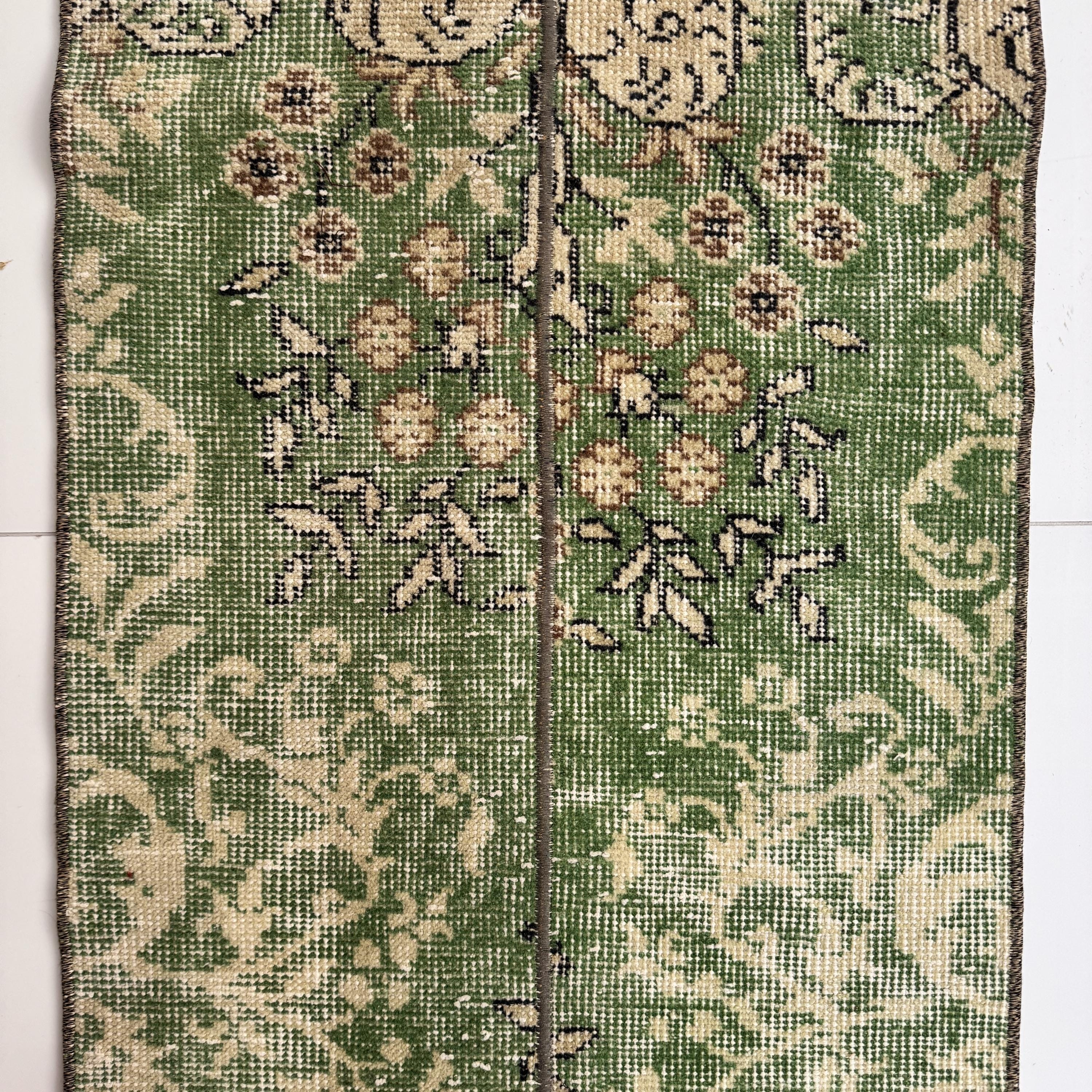 2x4 フローラル ヴィンテージ ラグ、2x4 グリーン ベージュ ブルー