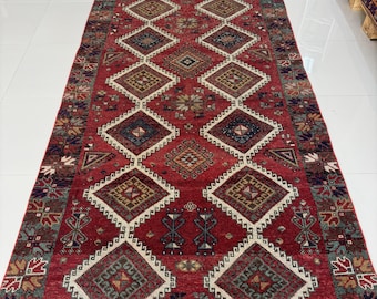 5x11 Handwoven Vintage Turkish Rug With Red Field And Decorative Border Design Details