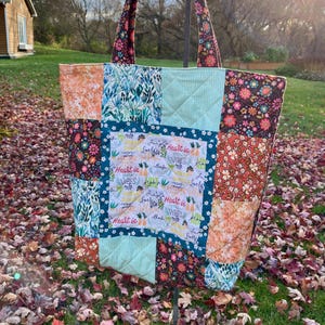Sac fourre-tout matelassé en patchwork fait main, cartable, sac à bandoulière en tissu avec poche, design unique, respectueux de l'environnement, motifs colorés - grande taille