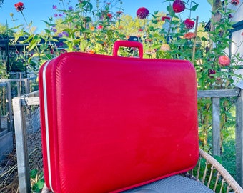 Suitcase - Vintage Large Red Luggage