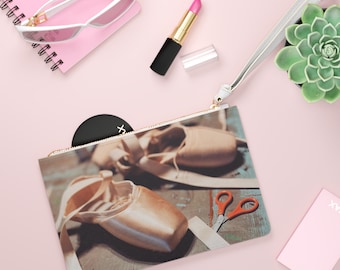 En Pointe Clutch - Art bag by Jessica von Braun - Vegan bag - Money Bag - Change Purse - Pointe Shoes - Dance Shoes - Ballet Art