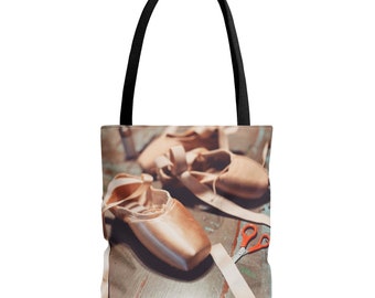 En Pointe Purse - Tote Bag - By Jessica von Braun - Three Sizes - Pointe Shoes - Ballet Shoes - Ballerina Art - Pink Dance Shoes