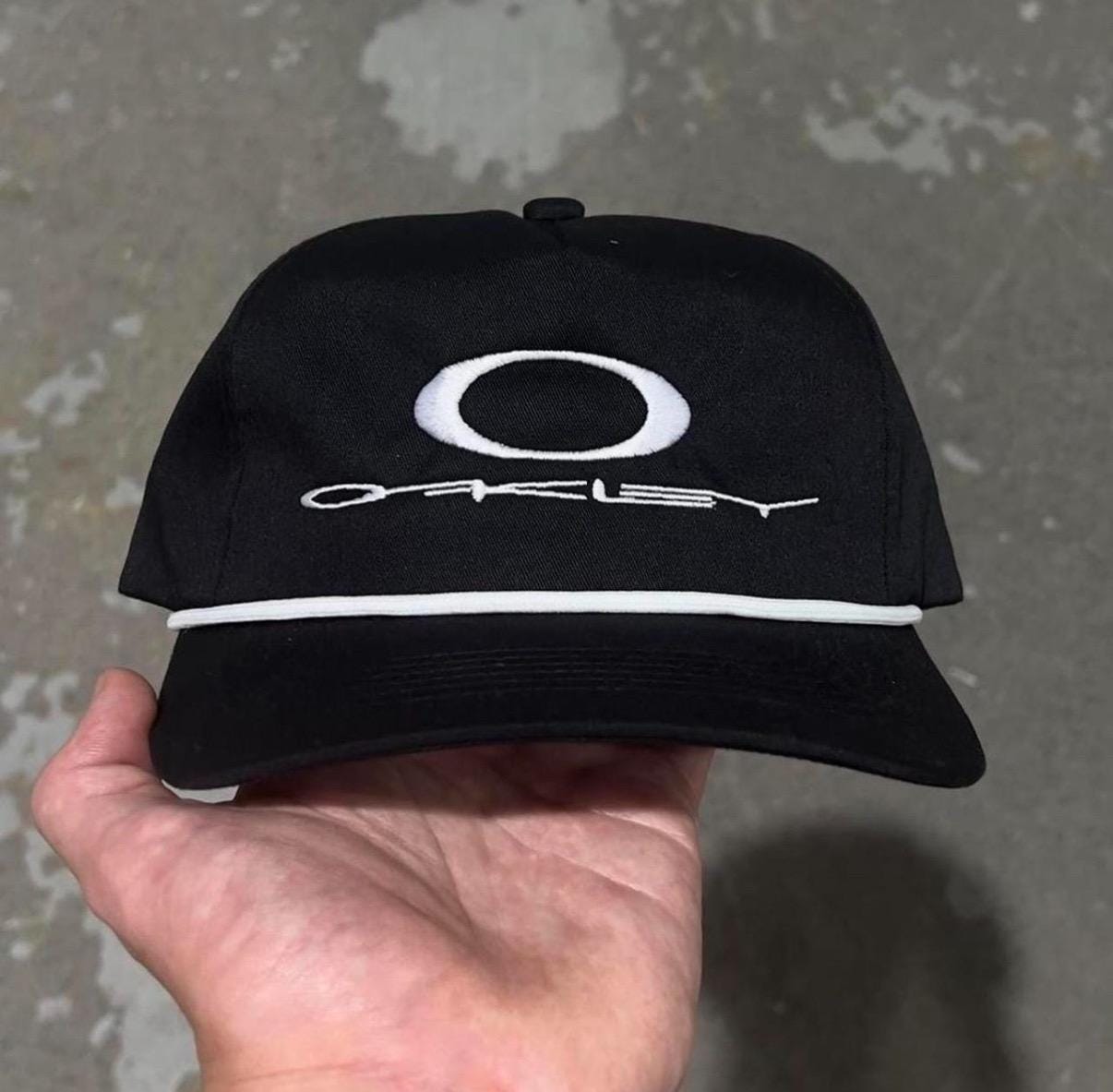 90s OLD OAKLEY VINTAGE BLACK CAP USA製 DSC00050.jpg?v=1689766451&