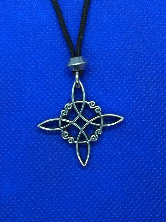 WITCHES KNOT PENDANT Hand Cast in High 