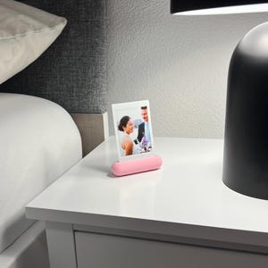 Center Pompidu: Modern Instax Mini holder for desk or shelf