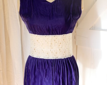 Vintage 1960's -1970's BOHO Hippie Purple Velvet & Cream Floral Lace Mini Dress Sz M Cocktail Dress Party Dress Medium ZELDZAAM!