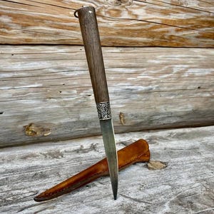 Medieval Viking Knife with Griffin Sheath – Handcrafted 12th-13th Century Replica