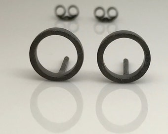 Zwarte cirque stud oorbellen, heren oorbellen, ronde zwarte stud oorbellen, alledaagse eenvoudige stud oorbellen, unieke cadeaus voor hem, 414A