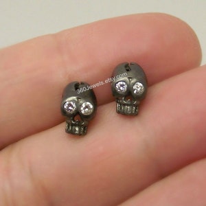 Diabolic permafrost studded skull stud earrings, men&#39;s stud earrings, diamond studs , black gold studs, skull stud earring, 468A
