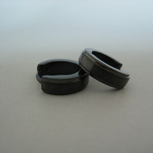Men's Black Huggie Hoop Earrings - XS And M Sizes, Sleek Steel California Style