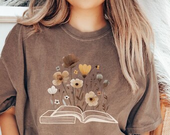 Reading Shirt Comfort Colors®, Book Lover Tshirt, Gift for Bookworm, Book Lover Gift, Librarian Shirt, Funny Reading Shirt, One More Chapter