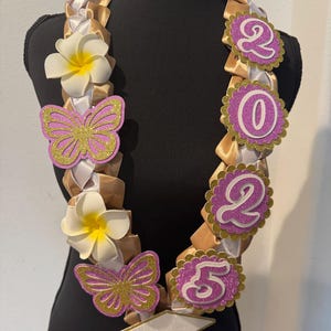 Coquette de fleurs personnalisée Lei de remise des diplômes
