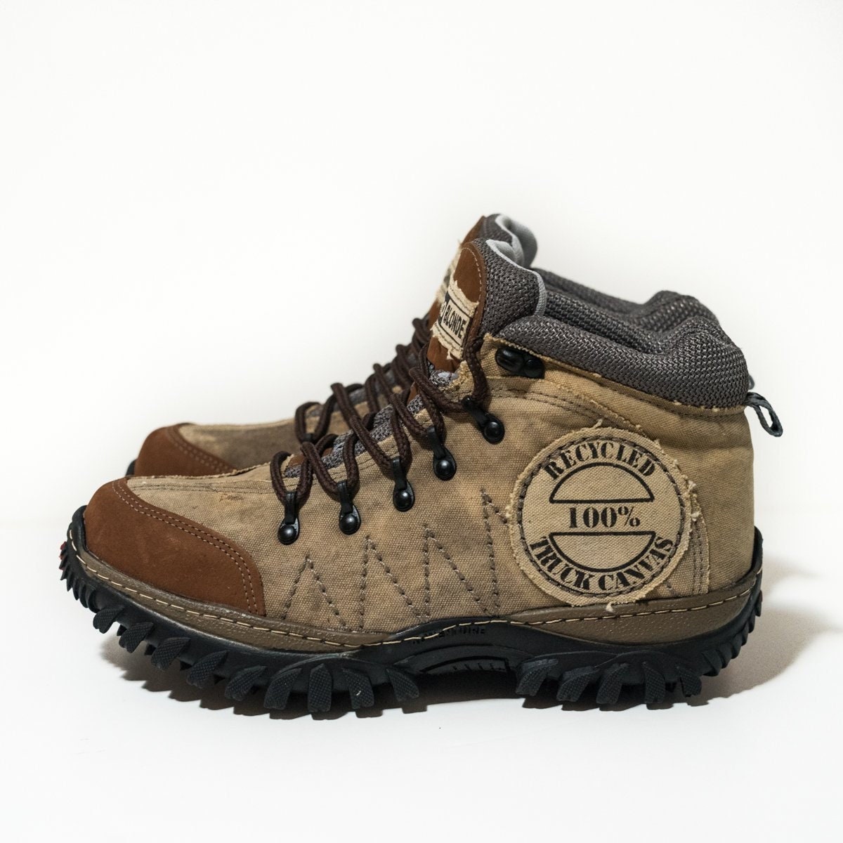 Yellow Port Boots Mens Size 8 Beige Recycled Tires & Trucking Canvas. Yellow Port Boots Mens Size 8 Beige Recycled Tires  main image 2