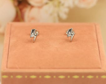 ミニライトニングボルト S925 スターリングシルバー スタッドピアス