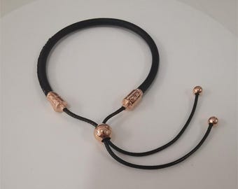 Pandora zwart leer en roségouden schuifarmband