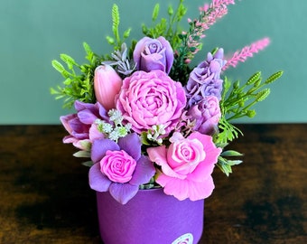 Elegant Purple Soap Flower Bouquet in Velvet Gift Box – Handmade Soap Roses, Decorative Bathroom Decor, Self-Care Gift, Mother’s Day Gift