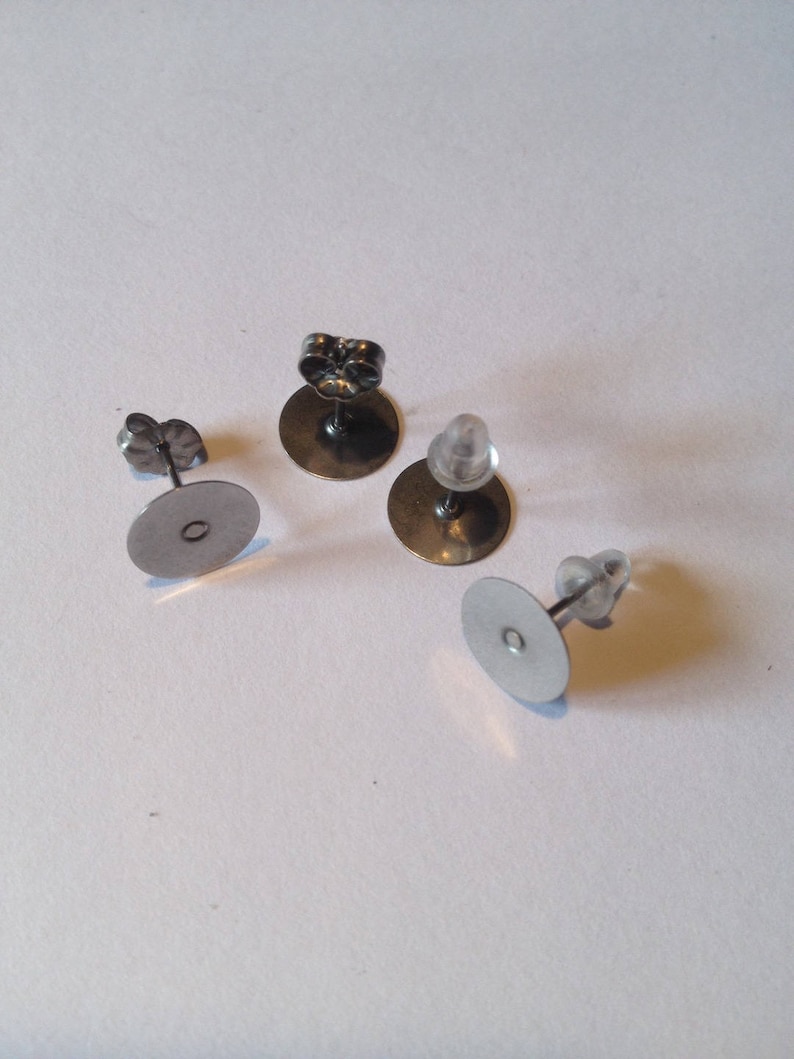 No allergies! 10 titanium ear posts 6 mm