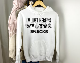 Sudadera con capucha "Solo estoy aquí por los bocadillos", camiseta de familia y pareja de Disney, camiseta de Disney para jóvenes y niños pequeños, camiseta a juego de Disney, sudadera con capucha de Disney