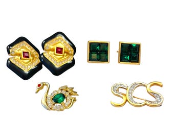 Conjunto vintage de joyas Swarovski: pendientes, broches y alfileres de cristal cuadrado esmeralda en tono dorado (década de 1980)