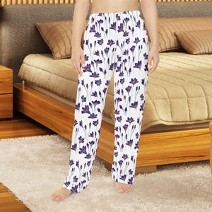 Women&#39;s Floral Pajama Pants