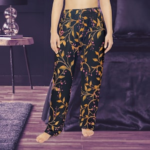 Dark Floral Women&#39;s Pajama Pants