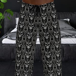 Metal Skulls Pajama Pants Men&#39;s. Free shipping.