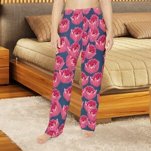 Women&#39;s Floral Pajama Pants