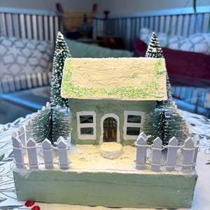 A Putz le gusta Green Glitter House